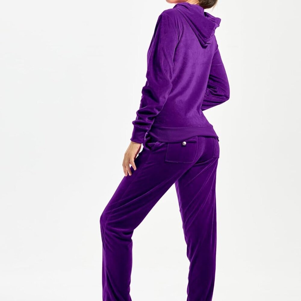 Luxurious Women's 2-Piece Velvet Tracksuit - Comfortable and Stylish Purple Set - Picture 3 of 7